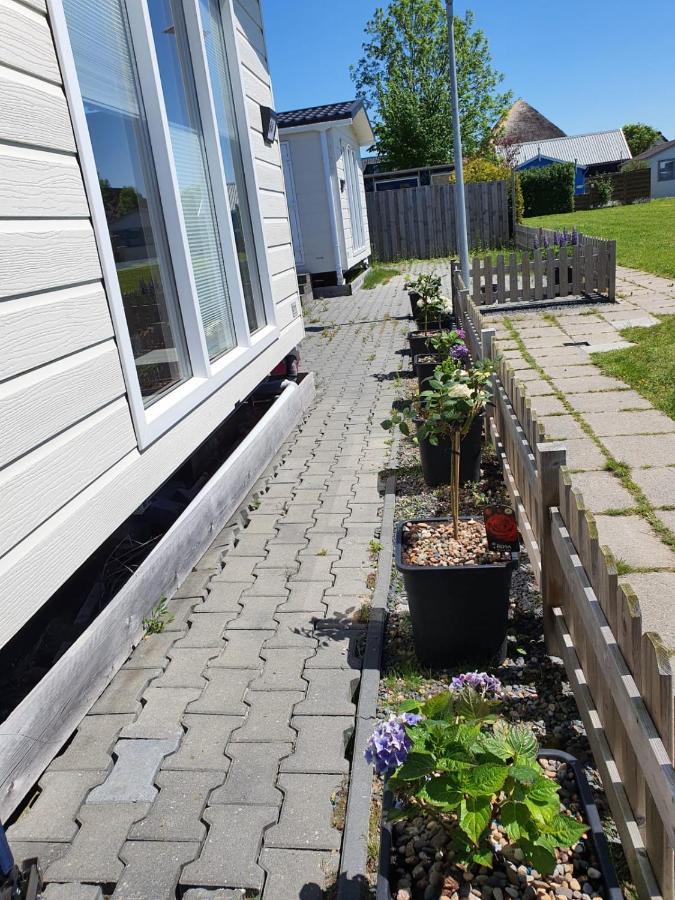 Holidays In Dirkshorn Exterior photo